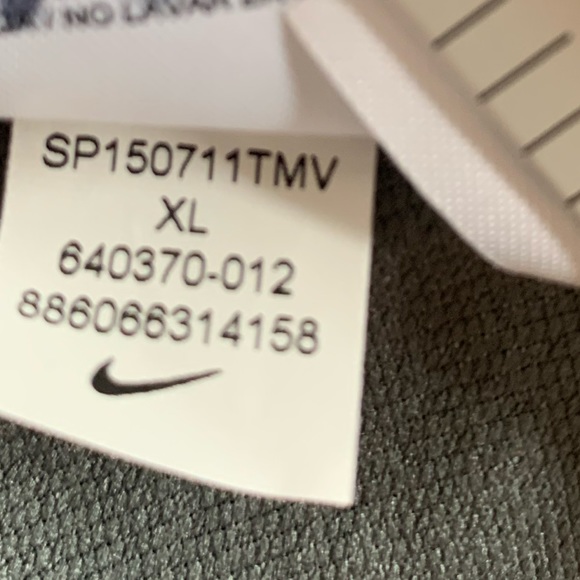 Nike Women’s Dri-fit Golf Tour Performance Sleeveless Top XL Preowned - Picture 6 of 12